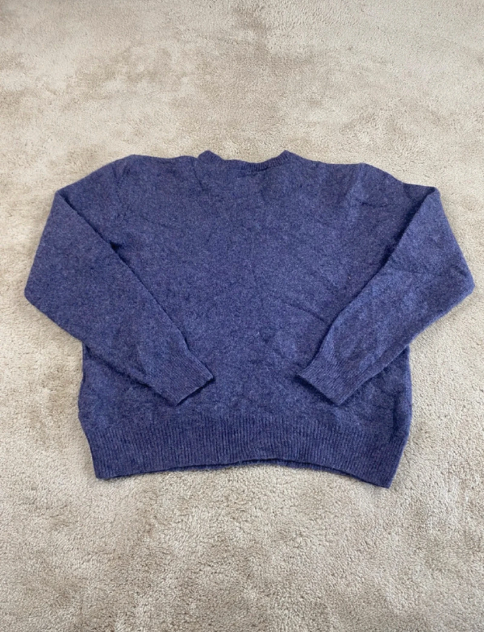 Polo Ralph Lauren de malha 100% lã de cordeiro gola V roxa tamanho P – photo 3